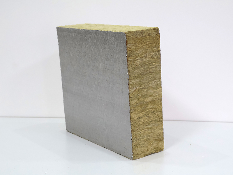 巖棉復(fù)合板